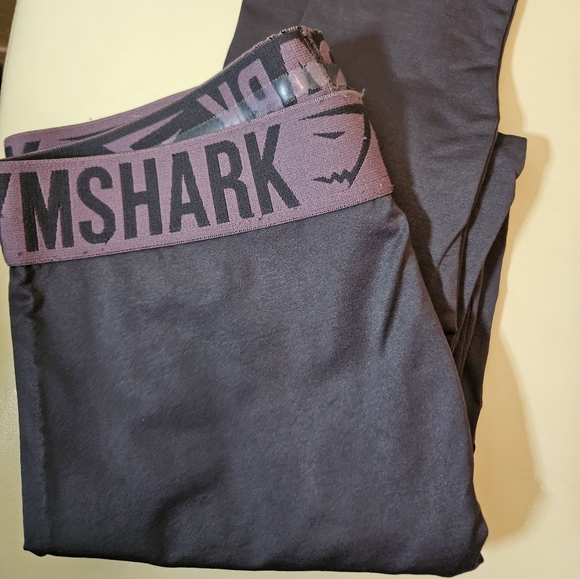 CLASSIC Gymshark Purple Leggings - Picture 1 of 2